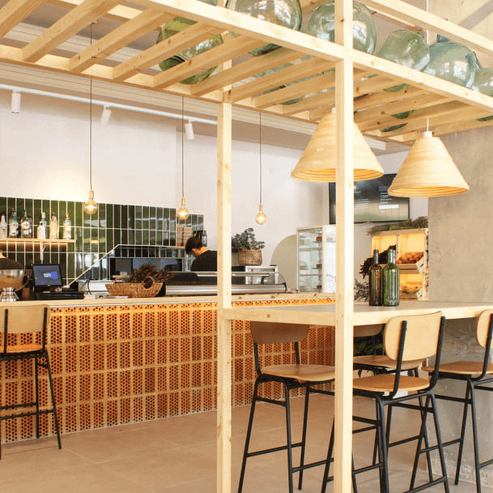 Diseño gráfico y branding para La Picaeta Tapas Bar en Valencia